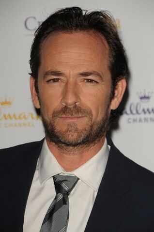File:Luke Perry.jpg