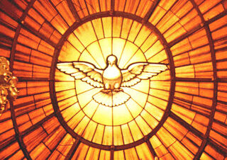Stpetersbasilicaholyspiritwindow.jpg