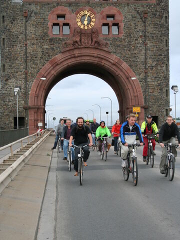 File:Worms CM2 Photo2.jpg