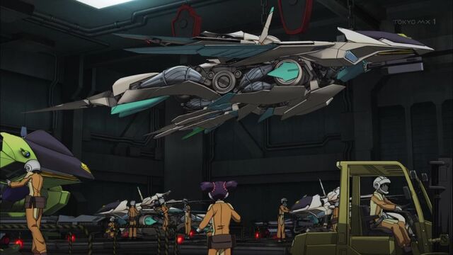 File:Cross Ange ep 02 Glaive flight mode in the hangar.jpg