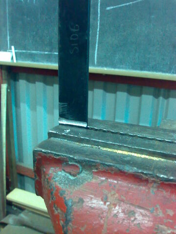 File:Making the stirrup-02.jpg