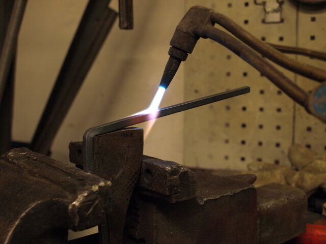 File:Making the sideplates 2-1024x768-16.jpg