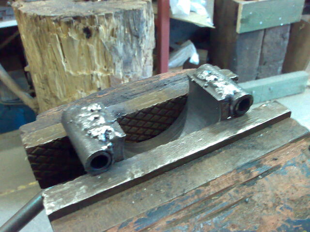 File:Making the nut-02.jpg