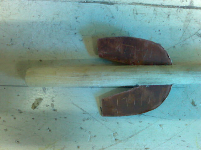 File:Metal fletching method 2-11.jpg