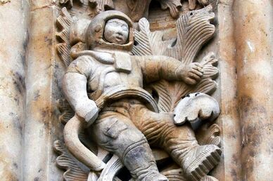 Sculpture of astronaut-676x450