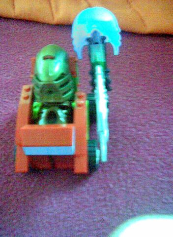 Plik:Tank with Kanohi.jpg