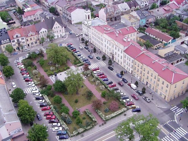 File:Plac Bema.jpg