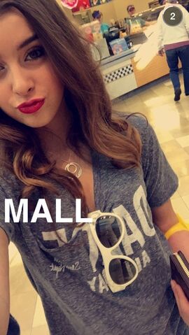 File:Kalani snapchat 1.jpg