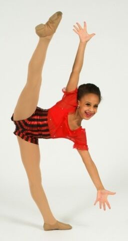 File:Nia Bad Apples photoshoot.jpg