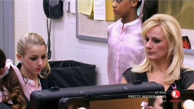 File:Chloe reaction 1.jpg