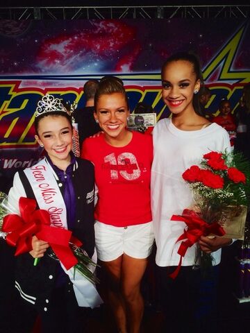 File:Kamryn Beck Miss Teen Starquest 2014 Atlantic City Nationals with Gianna Newborg and Kaeli Ware.jpg