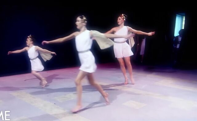 File:Dance Mums 206 group dance 3.jpg