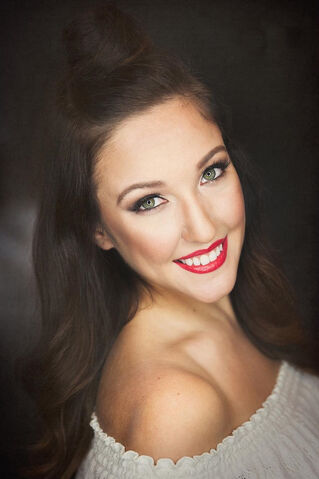 File:Gianna 2016 Headshot.jpg