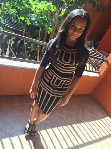 File:Nia going to Cabaret for a Cause 1June2015.jpg