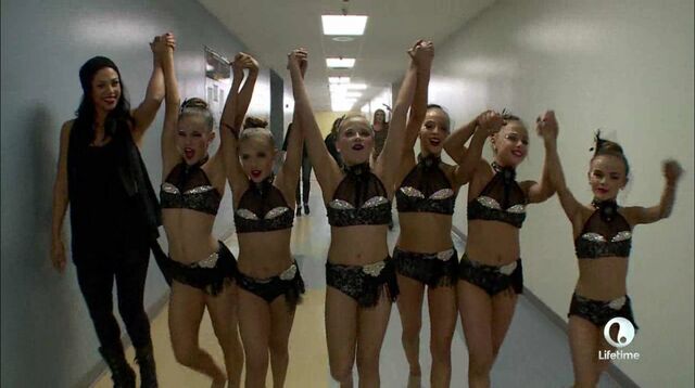 File:MDP Erin dancers Season 5 preview.jpg