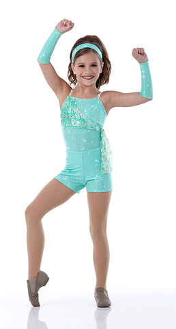 File:Cicci Mackenzie shorts-1.jpg