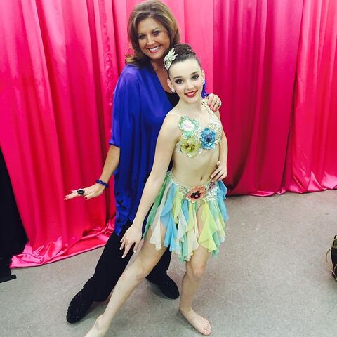 File:513 kendall and abby.jpg