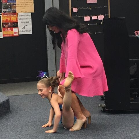 File:704 Elliana stretching.jpg