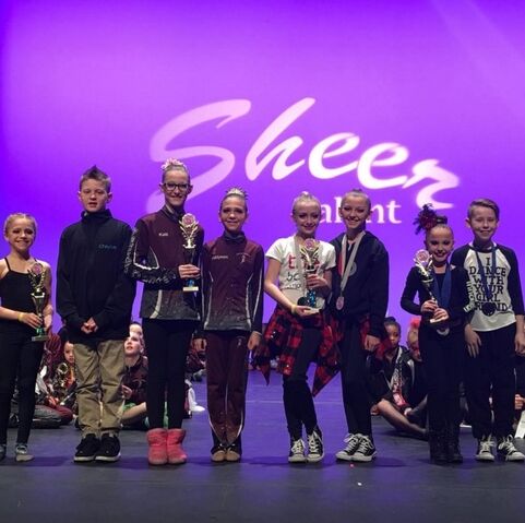 File:613 Junior Duet Awards.jpg