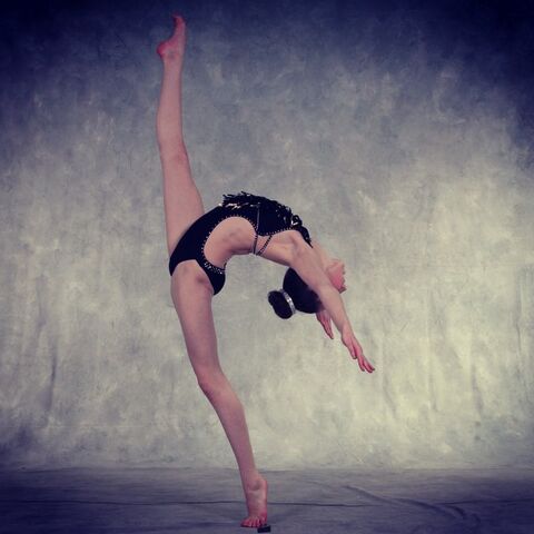 File:Chloe Smith photo cadmu.jpg