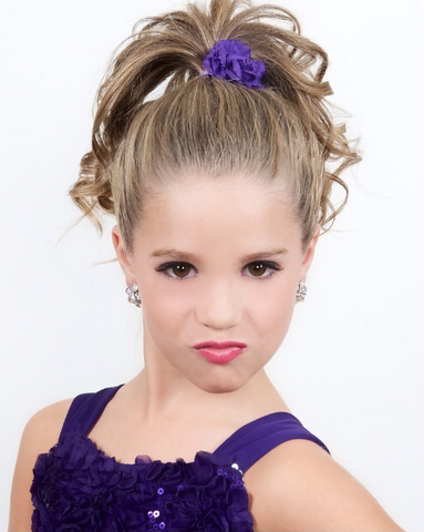 File:Mackenzie Ziegler Season 3 pyramid HQ.png