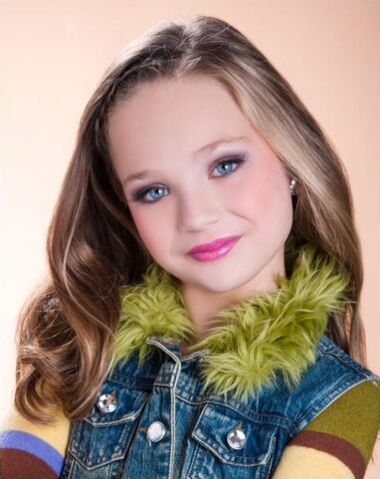 File:Maddie S2 Headshot.jpg