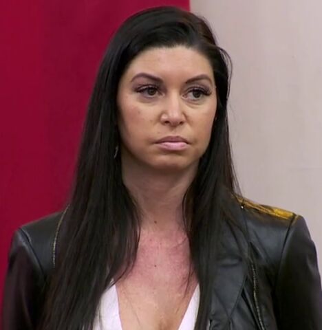 File:Kira Hollywood Round 2b.jpg