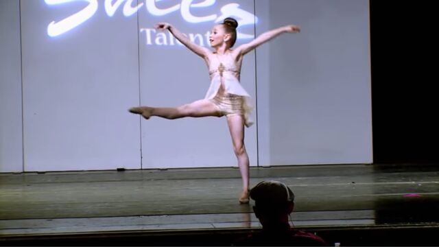 File:633 Elliana Solo (3).jpg