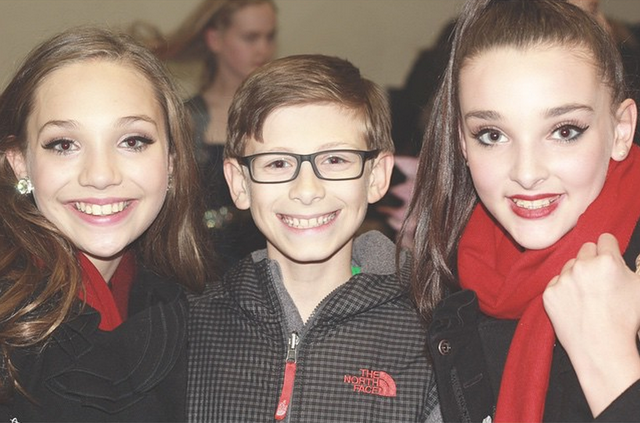 File:Magical Broadway Christmas 1.png
