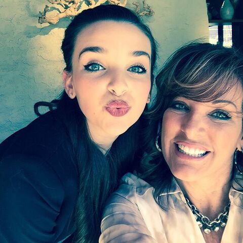 File:Kendall and Jill 23Jan2015.jpg