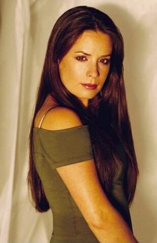 File:Holly Marie Combs.jpg