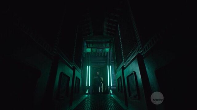 File:S01e01 309.jpg