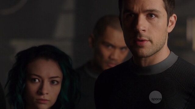 File:S01e01 59.jpg