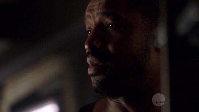 File:S01e01 284.jpg
