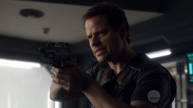 File:S01e01 222.jpg