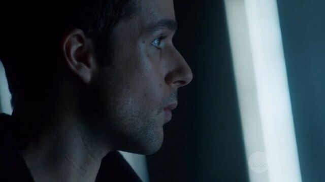 File:S01e01 133.jpg
