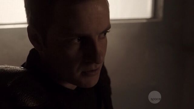File:S01e02 357.jpg