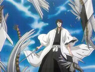 Aizen crushes Renji's Shikai
