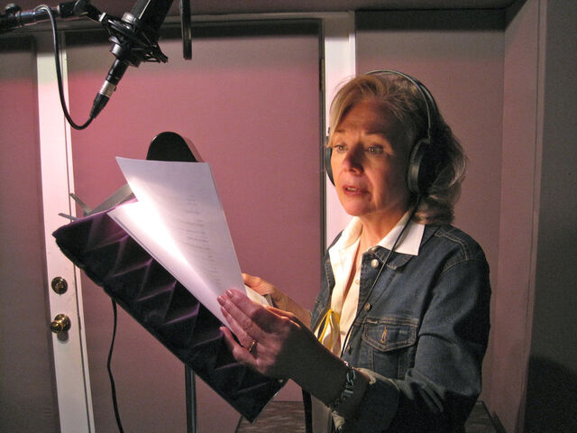 File:Beneaththeveil-kathrynleighscott.jpg