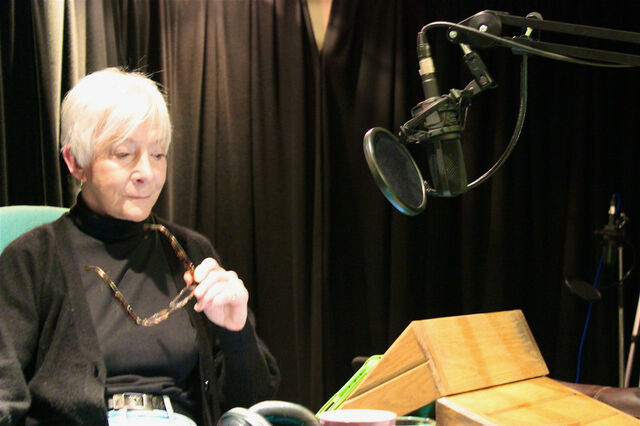File:Curtaincall-sheila-steafel.jpg