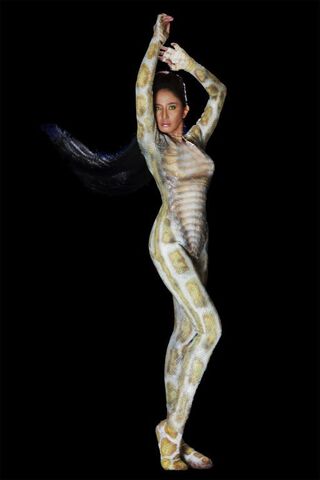 File:Darna-SerpinaKat.jpg