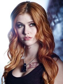 Clary (Shadowhunters)