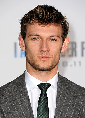 File:Alex pettyfer.jpg