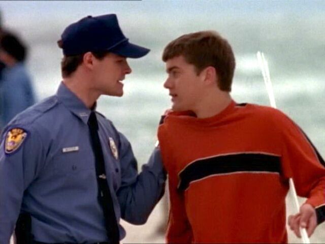 File:Bro-love.jpg