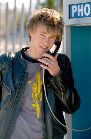 File:Charlie todd.jpg