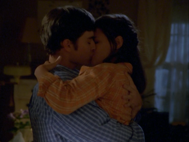 File:Riskjjkiss.png