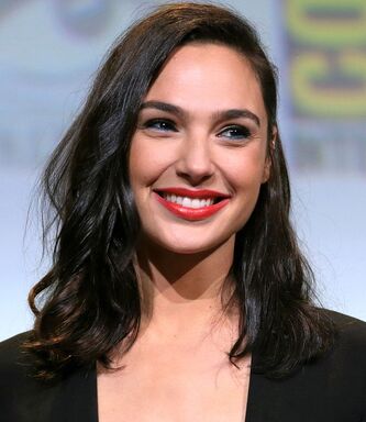 Datei:Gal-Gadot.jpg