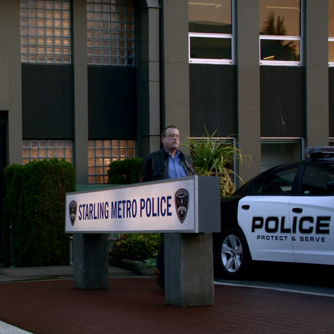 Datei:Starling City Police Department.png