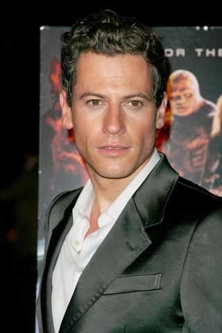 File:Ioan Gruffudd.png