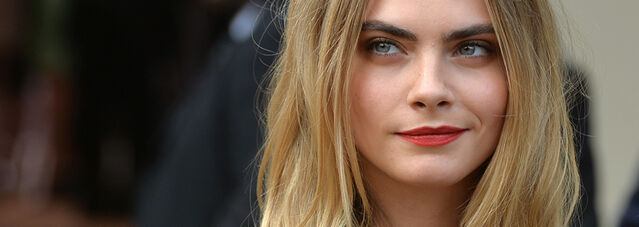 Arquivo:Cara-Delevingne-nota.jpg